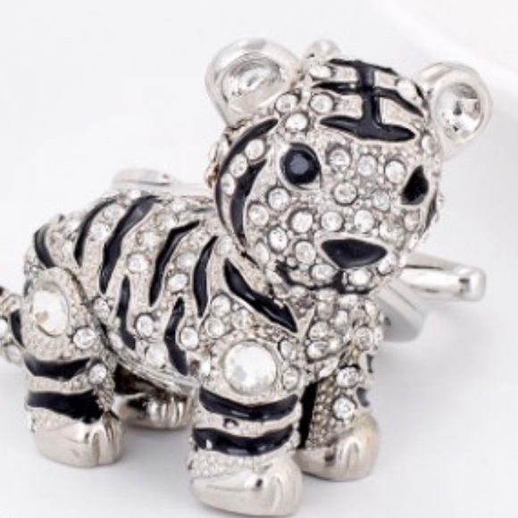 Limited Tiger Crystal Rhinestone Keychain. - Picture 2 of 3